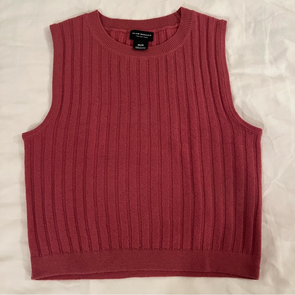 Club Monaco Dusty Rose Cropped Sweater Vest